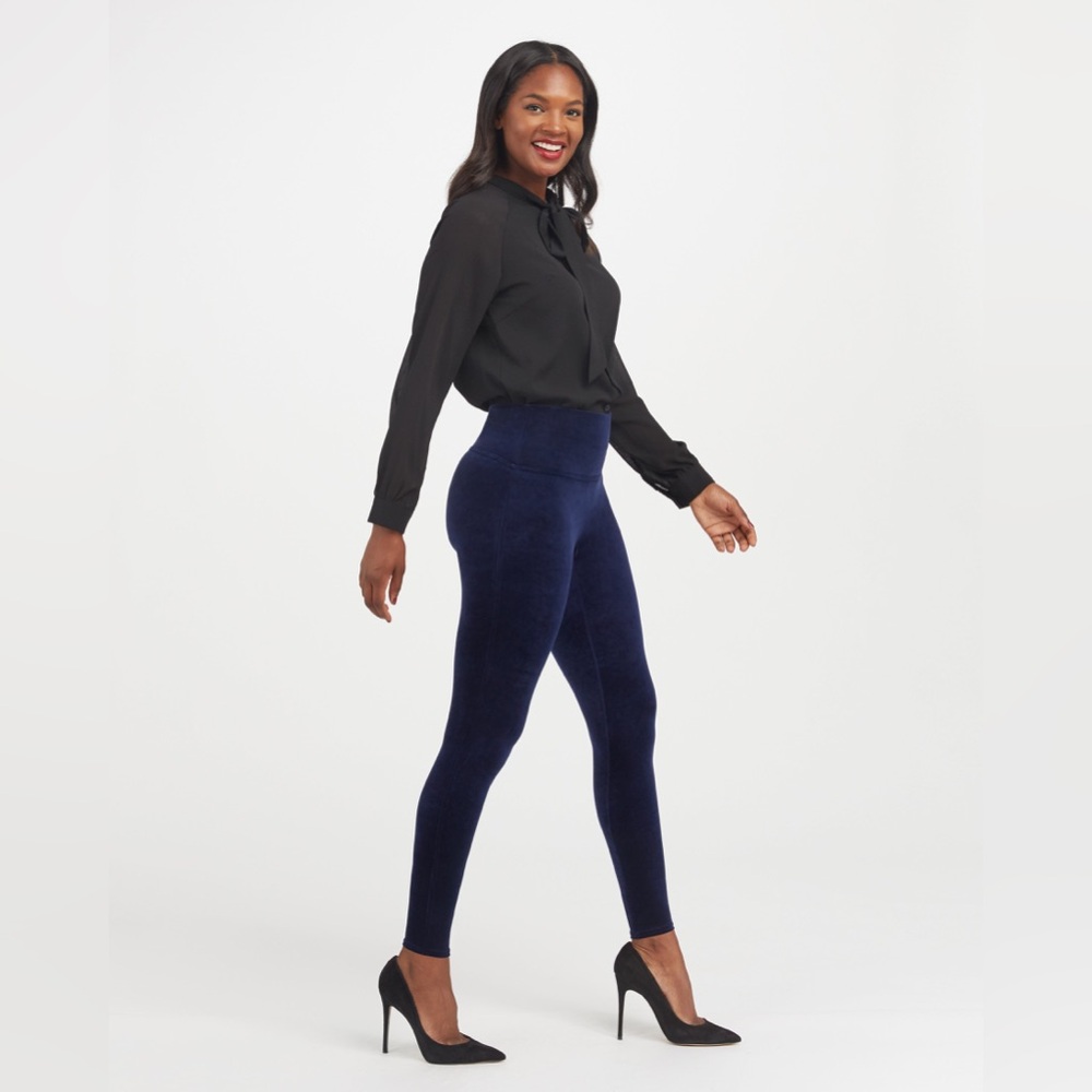 Spanx Velvet Leggings small